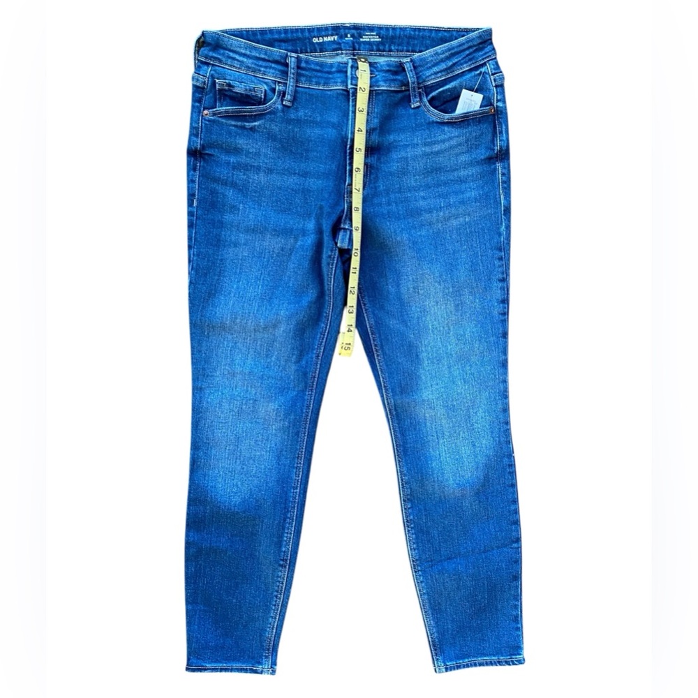 Old Navy Women’s Mid-Rise Rockstar Super Skinny Medium Wash Blue Jeans Size 8P - Picture 9 of 13
